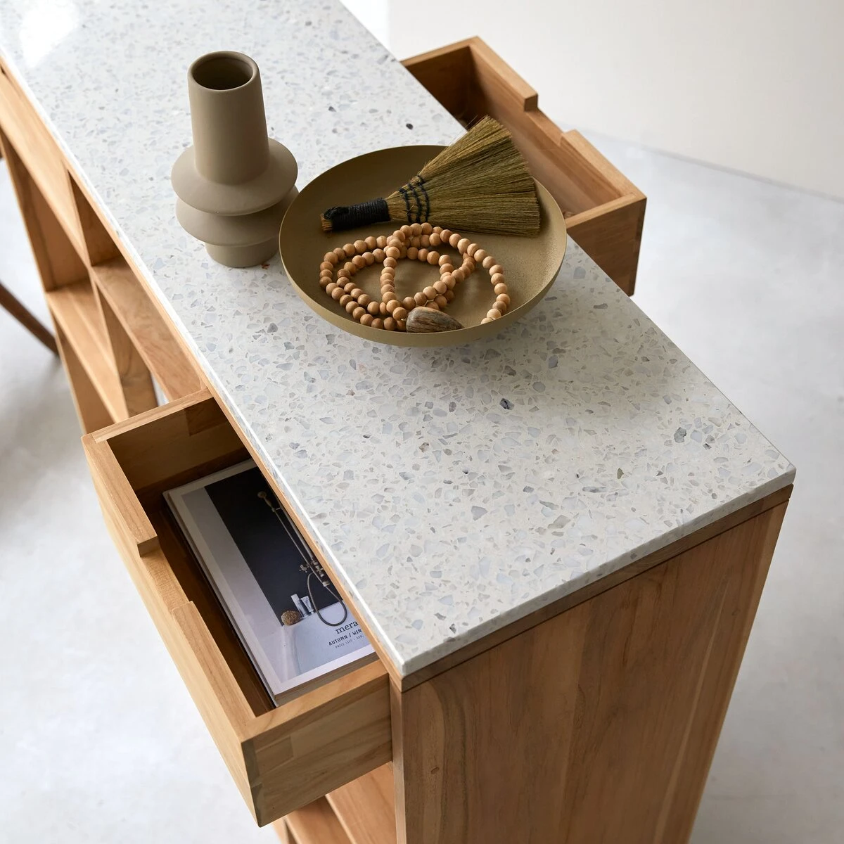 Miho - Console En Teck Massif Et Terrazzo Premium White – Image 3