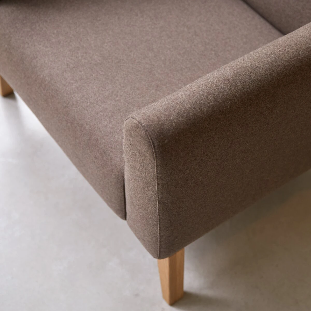 Bjorn - Fauteuil En Chêne Massif Et Tissu Marron – Image 3