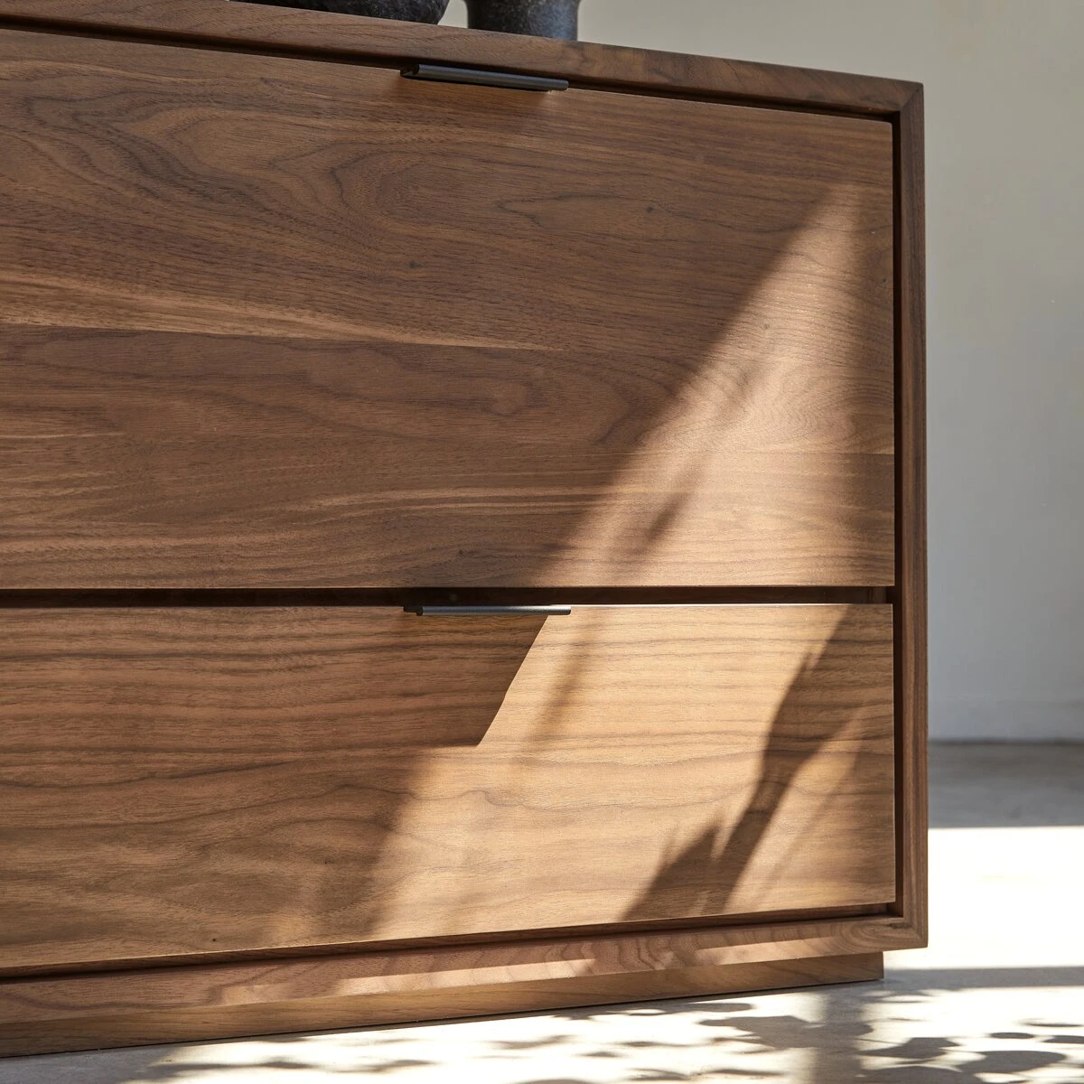 Senson - Meuble TV En Noyer Massif 120 Cm – Image 3