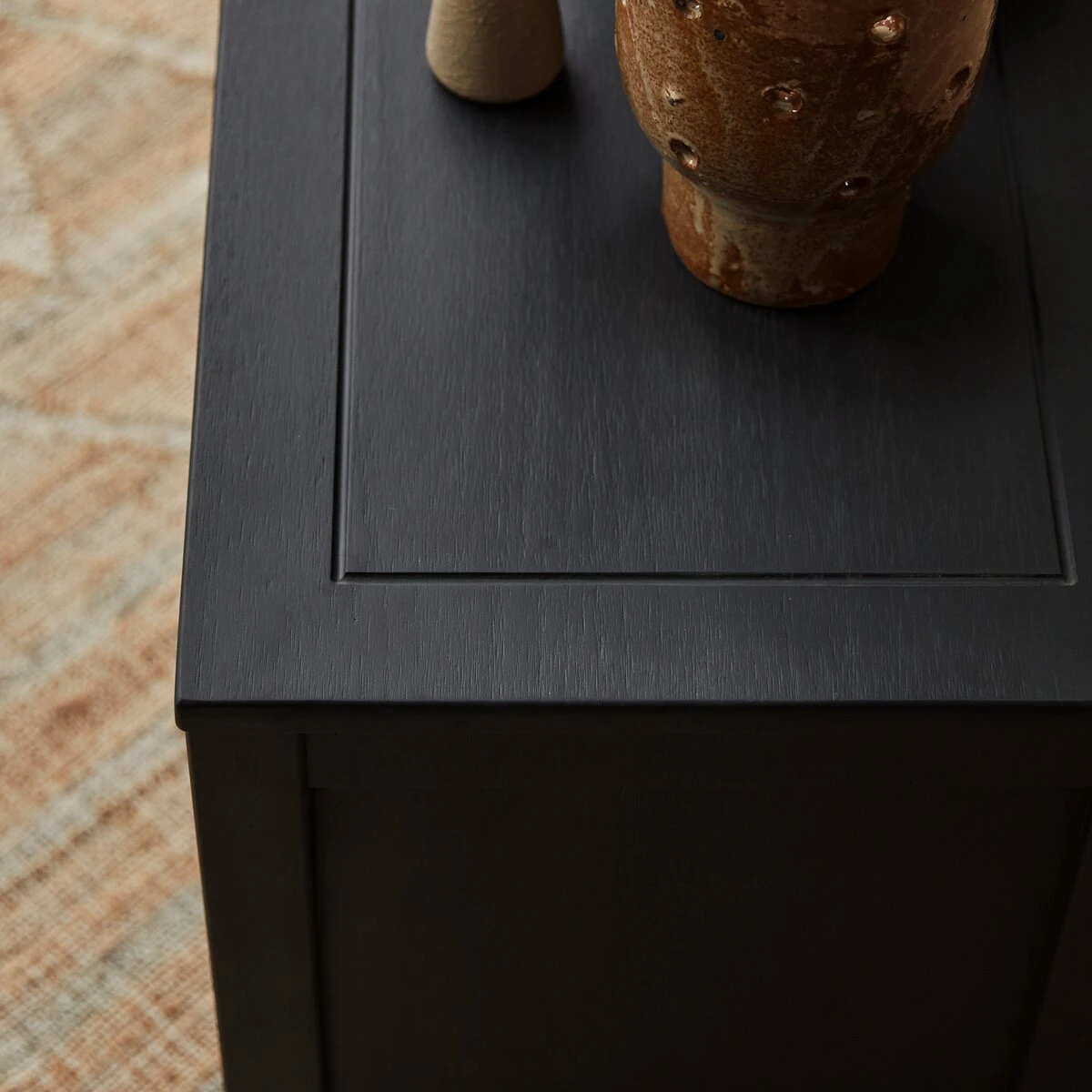 Thaki Black - Meuble TV En Pin Massif 170 Cm – Image 2