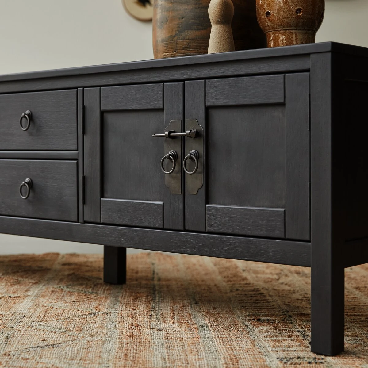 Thaki Black - Meuble TV En Pin Massif 170 Cm – Image 5